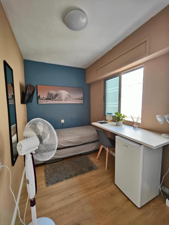 Habitacion En Alquiler, Valencia / Room For Rent, Valencia Exterior photo